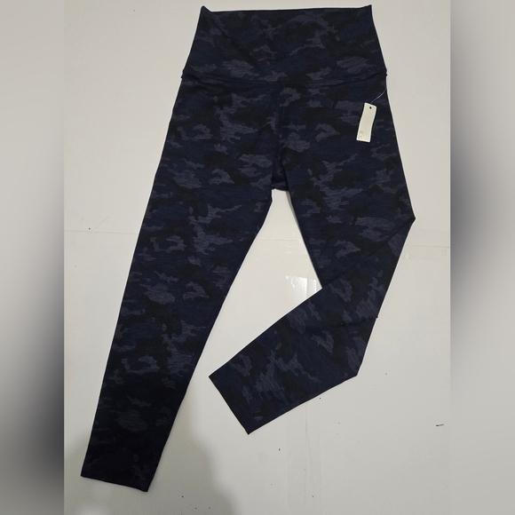 Women's (2) Pairs REEBOK CORE 10 Leggings Yoga Pants Tights Small, NWT - Picture 6 of 7